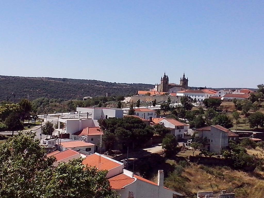 Hotel Mirafresno Miranda do Douro Exterior photo