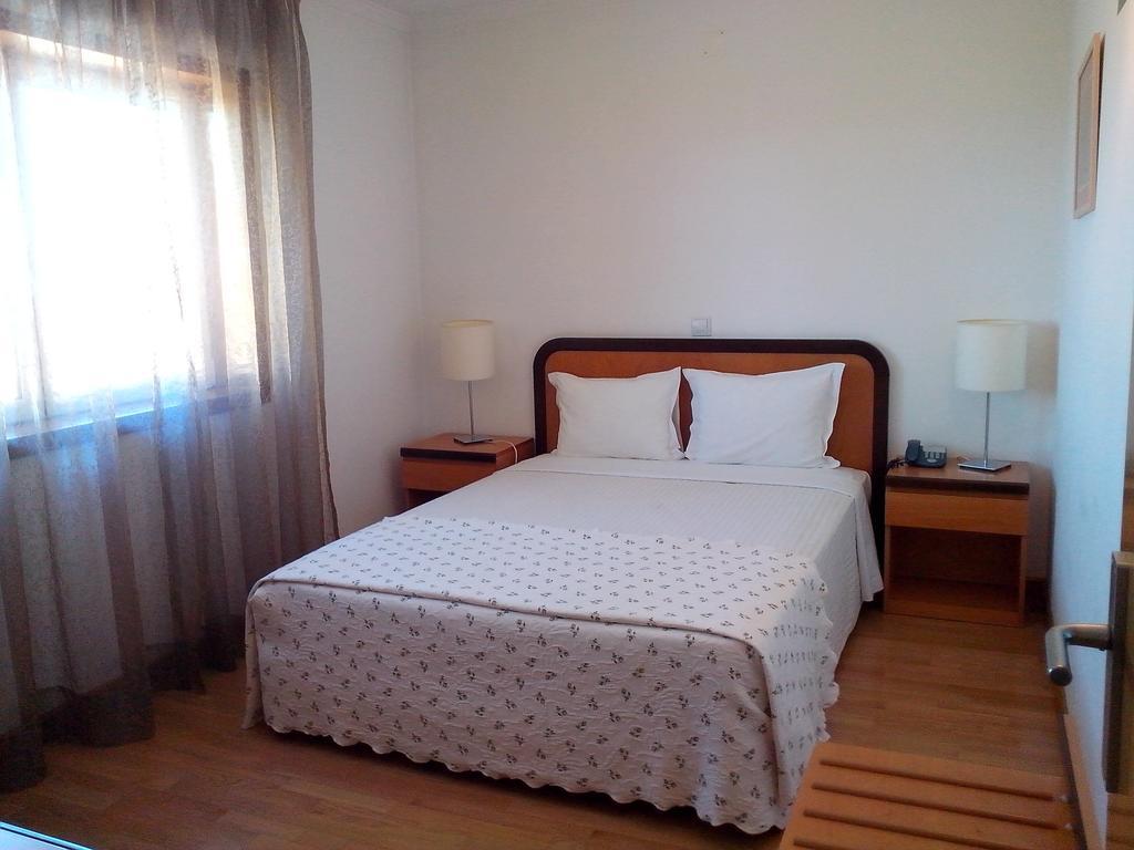 Hotel Mirafresno Miranda do Douro Room photo